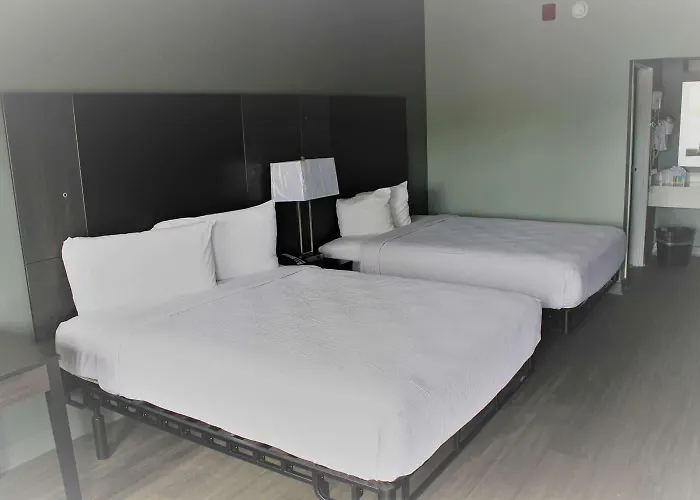 Beach Hotels Riverfront Inn Conway